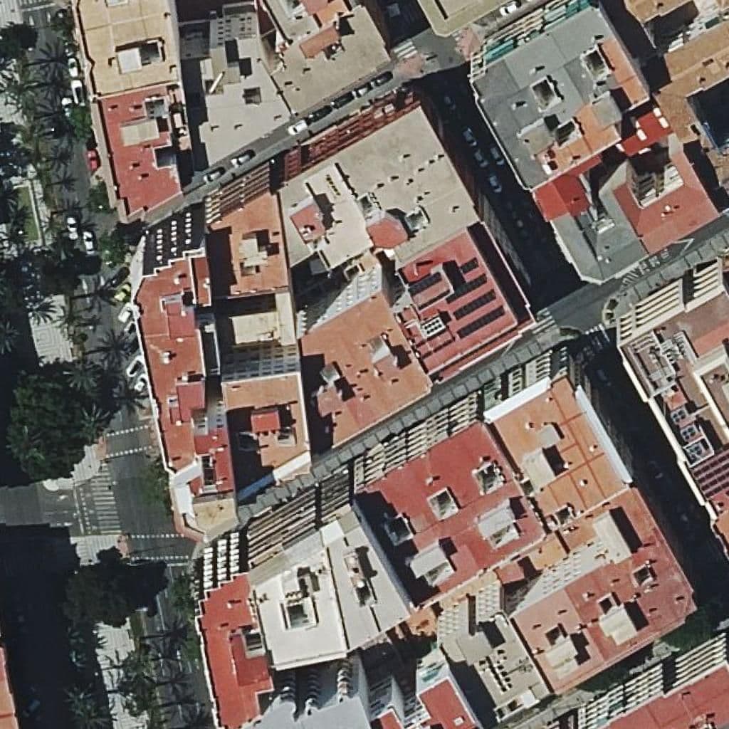 Aerial view of the grounds of Centre Estranger Level Professional