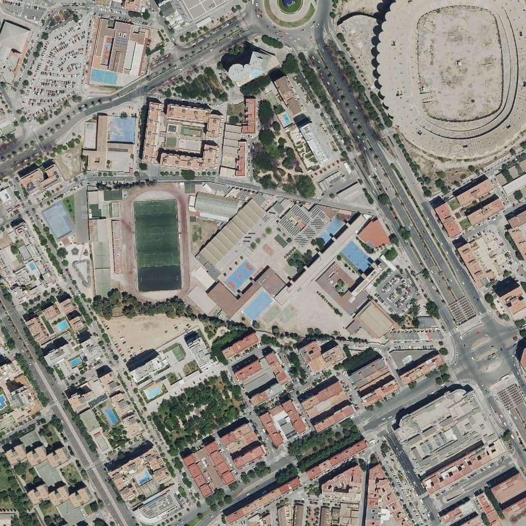 Aerial view of the grounds of Centre Privat Escuelas San José (I. Polit.)