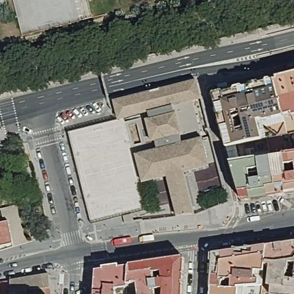 Aerial view of the grounds of Ceip 9 D'octubre