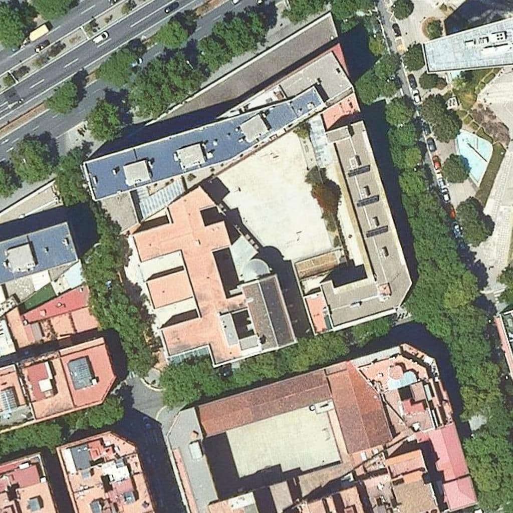 Aerial view of the grounds of La Salle Barceloneta