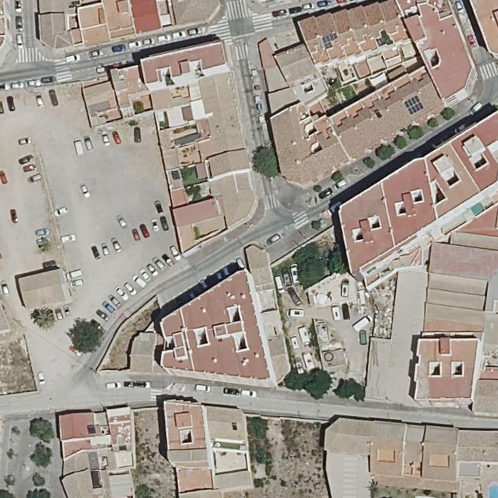 Aerial view of the grounds of Centre Priv. Ed. Inf. 1Er Cicle La Milotxa