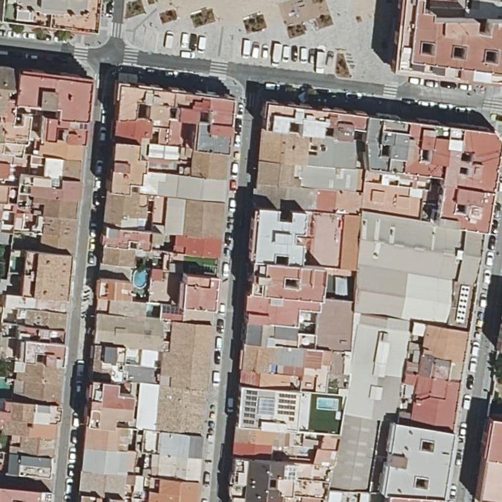 Aerial view of the grounds of Centre Priv. Ed. Inf. 1Er Cicle El Caragol