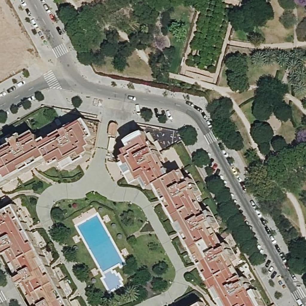 Aerial view of the grounds of Centre Priv. Ed. Inf. 1Er Cicle El Valle