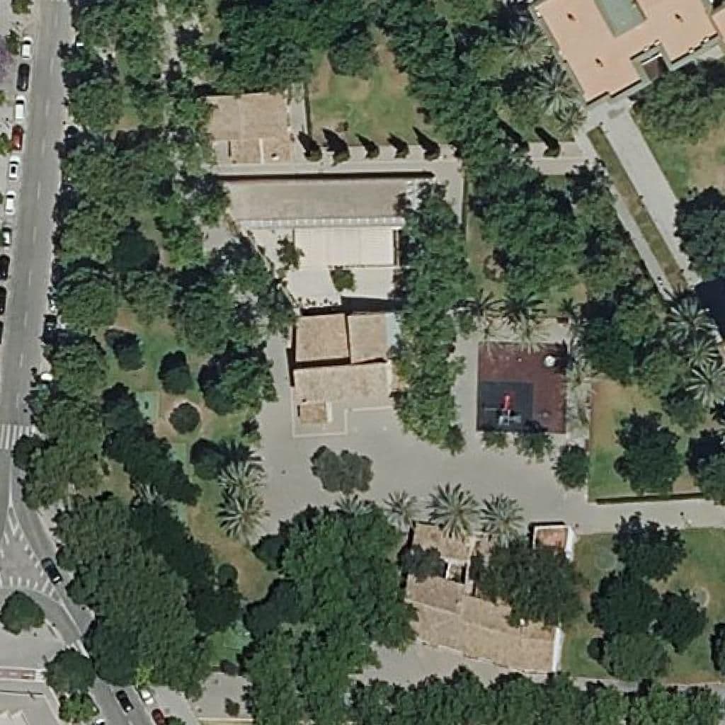 Aerial view of the grounds of Centre Priv. Ed. Infantil L'alqueria