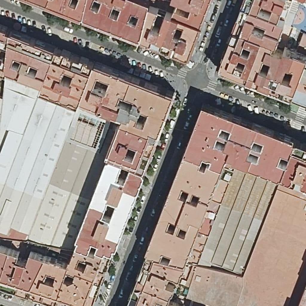 Вид сверху на территорию школы «Centre Priv. Ed. Inf. 1Er Cicle Etapas»