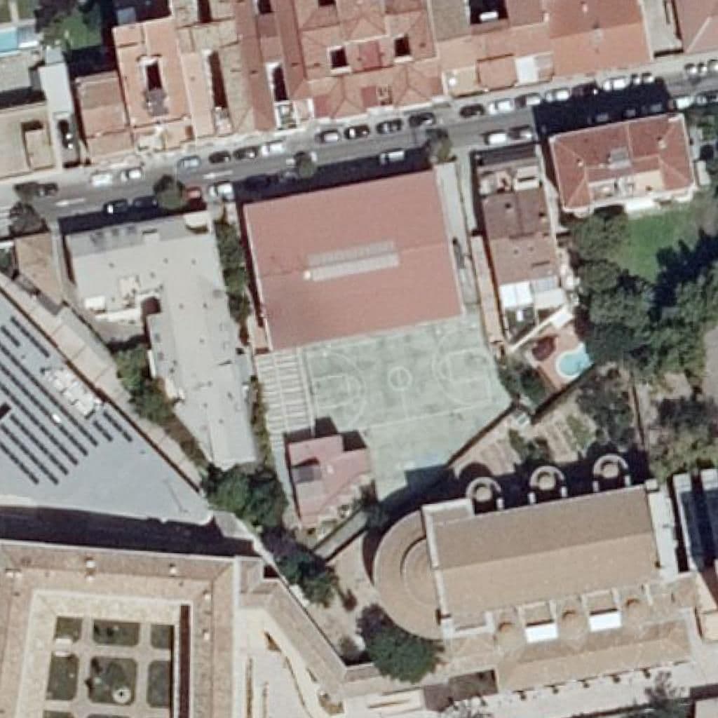 Aerial view of the grounds of C. La Milagrosa