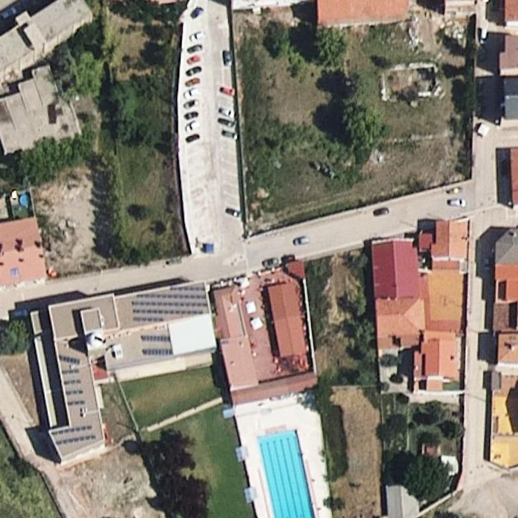 Вид сверху на территорию школы «C.P.E.P.A. Cuenca Minera»