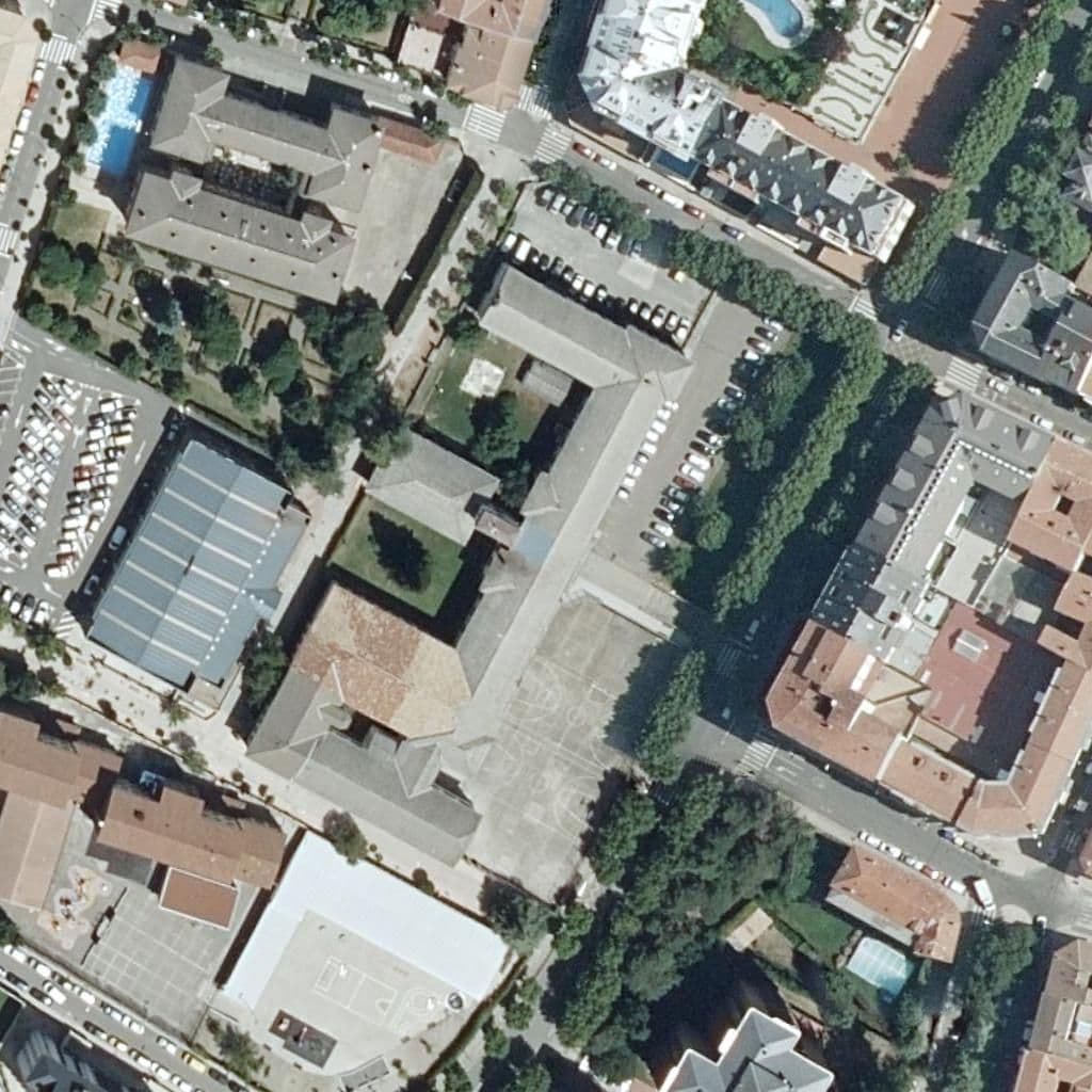 Aerial view of the grounds of E.O.I. de Sabiñánigo