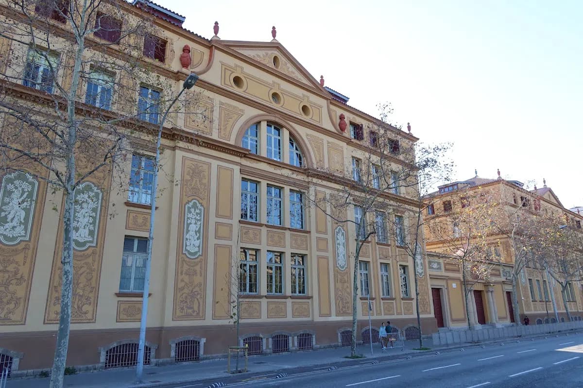 Escola Ramon Llull