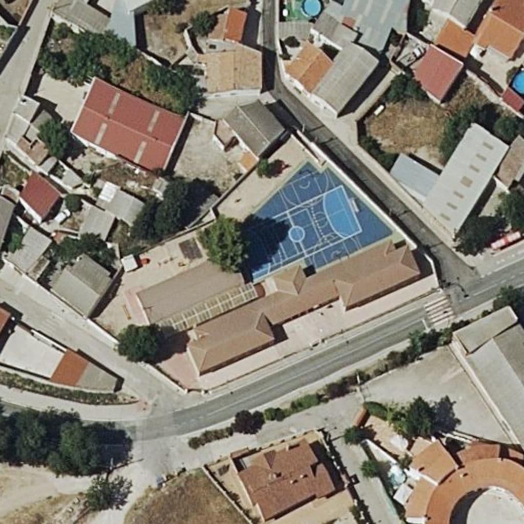 Вид сверху на территорию школы «C.R.A. LOS OLIVOS»