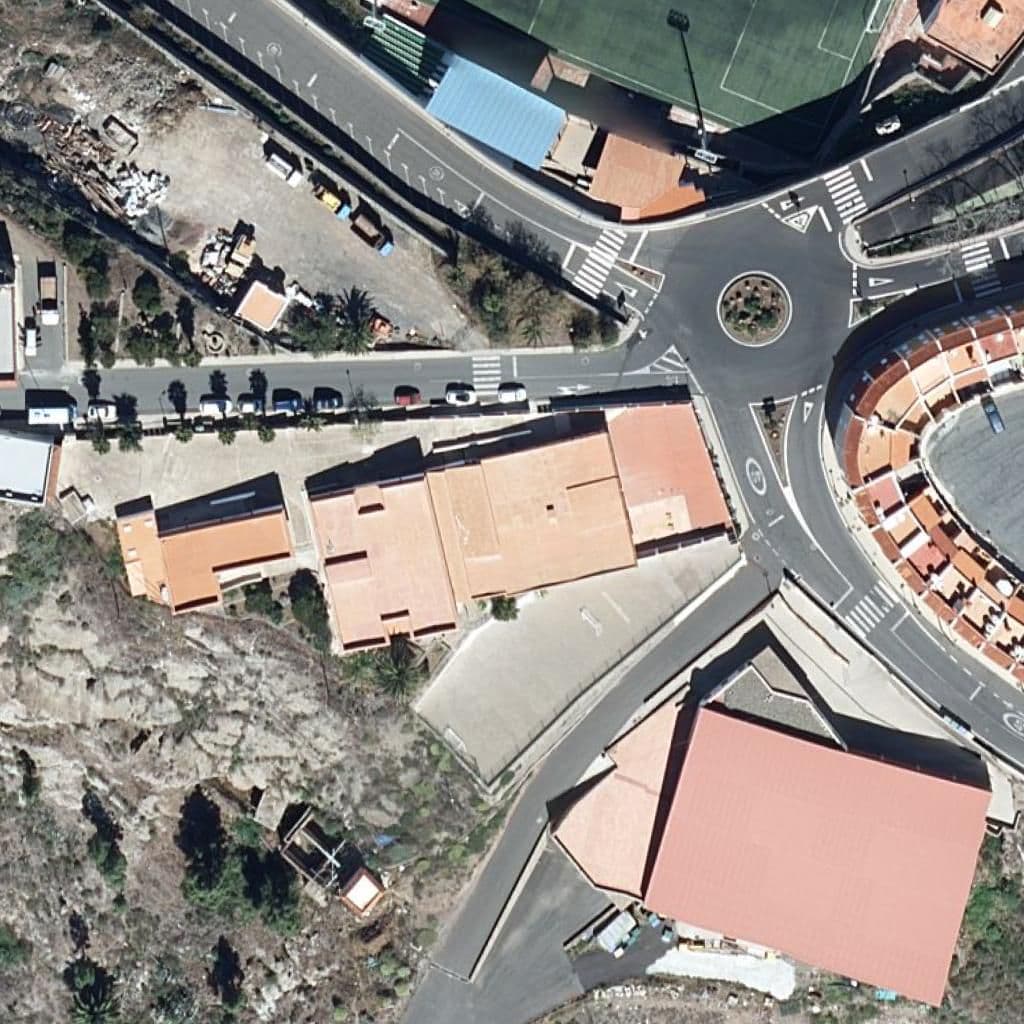 Aerial view of the grounds of CEIP ARTENARA