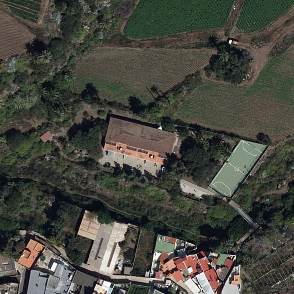 Aerial view of the grounds of CEIP LA CALZADA