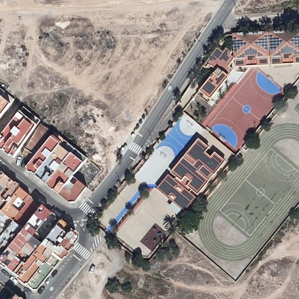 Вид згори на територію школи «CEIP EL GORO»