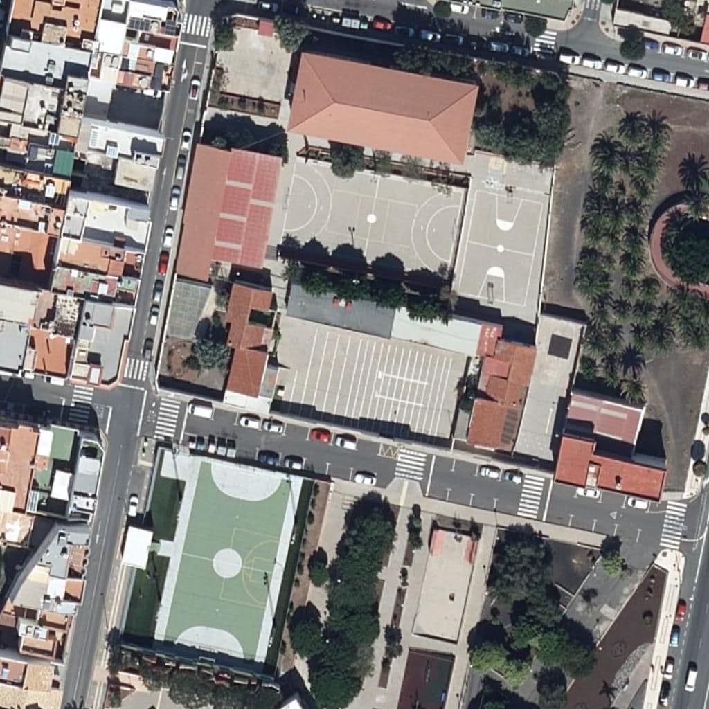 Вид згори на територію школи «CEIP BARRIO COSTA»