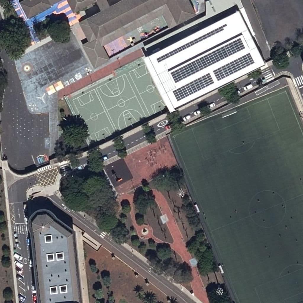 Вид сверху на территорию школы «CPEIPS LA SALLE LA LAGUNA»