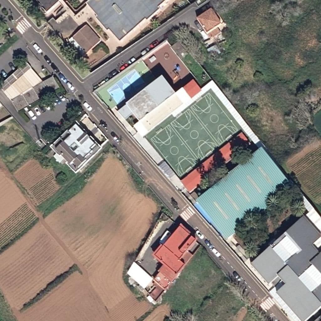 Вид згори на територію школи «CEIP NUESTRA SEÑORA DE LOS ÁNGELES»