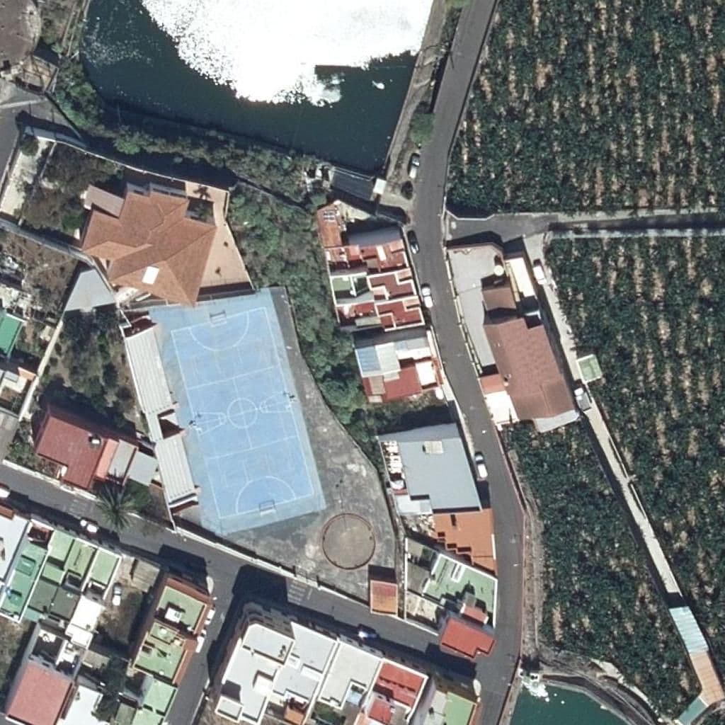 Aerial view of the grounds of CEIP SAN BERNARDO
