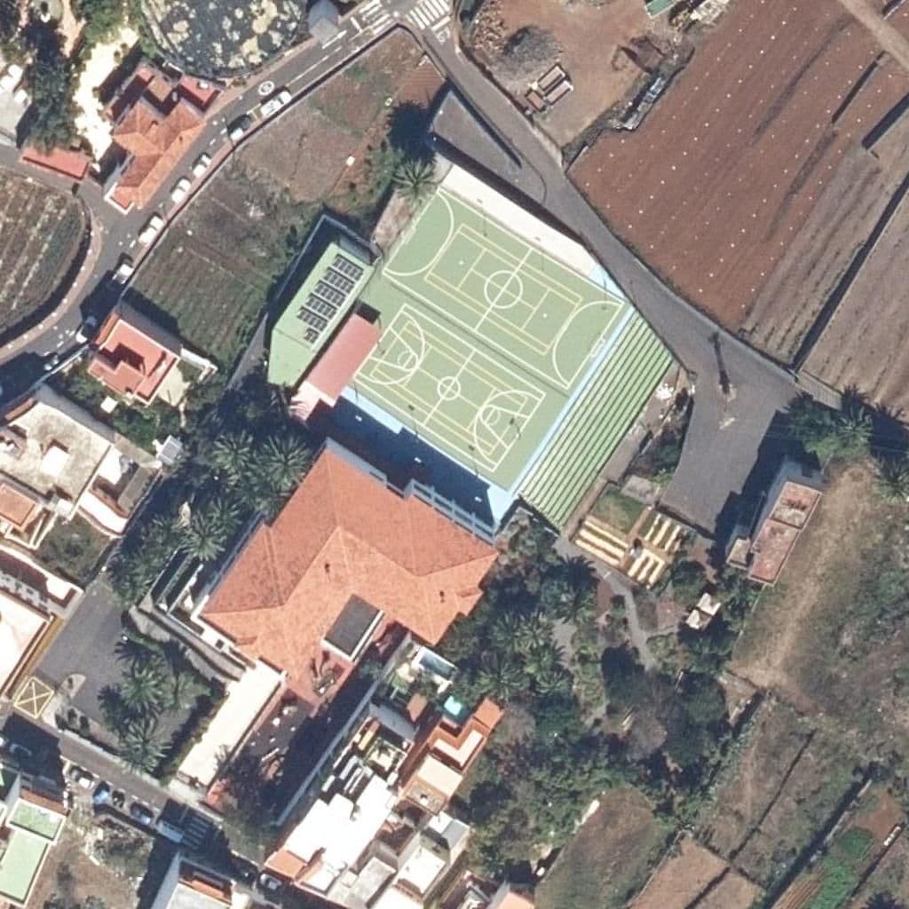 Вид сверху на территорию школы «CEIP SANTO DOMINGO»