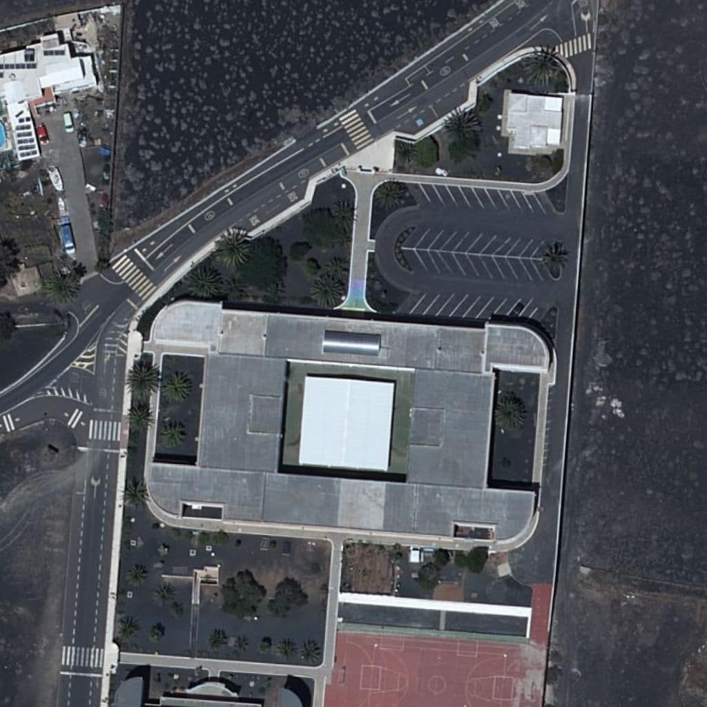 Aerial view of the grounds of IES TÍAS