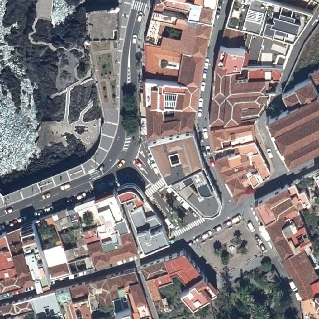 Вид згори на територію школи «ECM DAUTE ISLA BAJA»