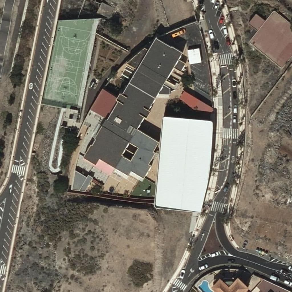 Вид згори на територію школи «CEIP BARRANCO DE LAS TORRES»