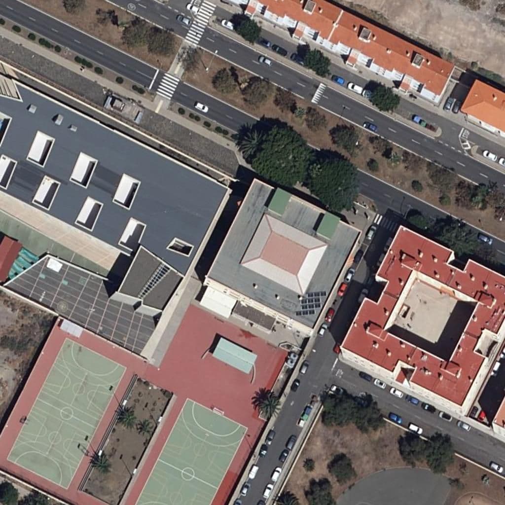 Aerial view of the grounds of CEIP EUROPA-NÉSTOR ÁLAMO
