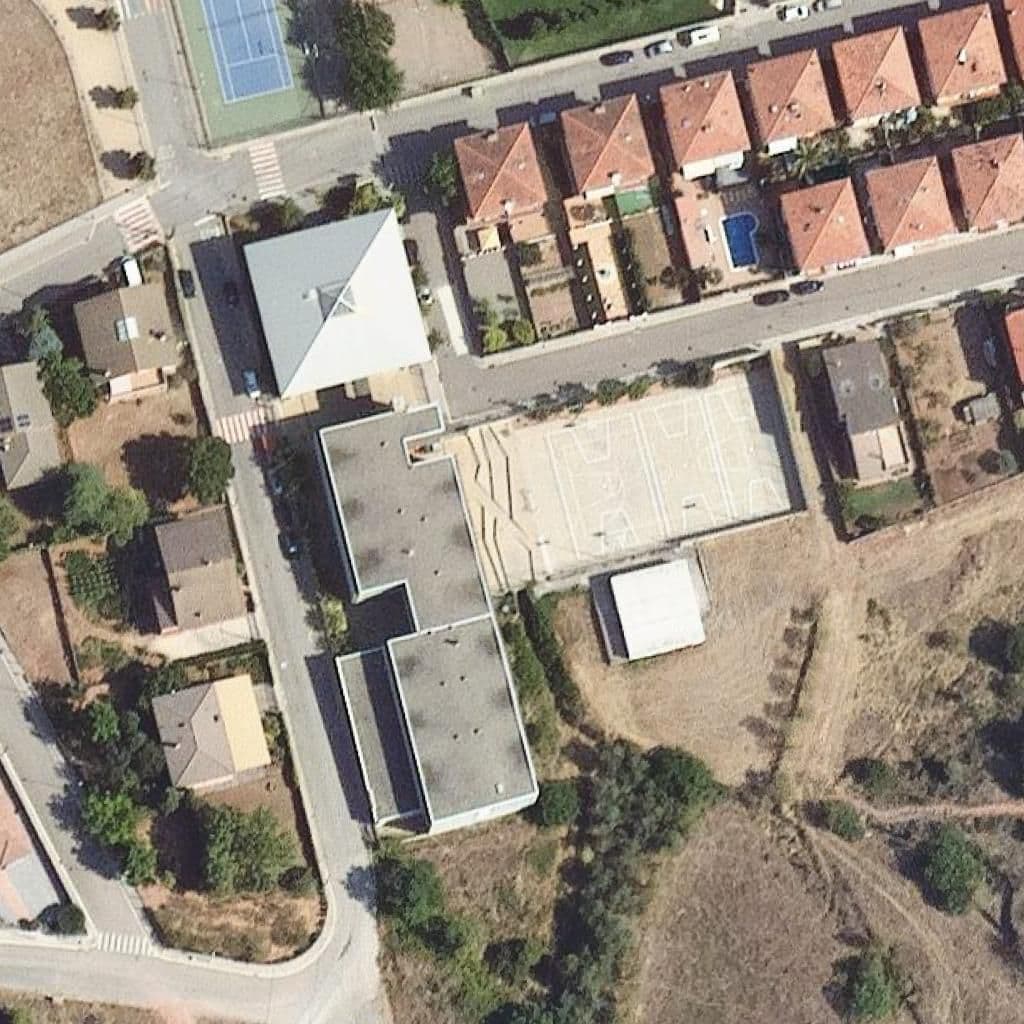 Aerial view of the grounds of Institut Miquel Bosch i Jover