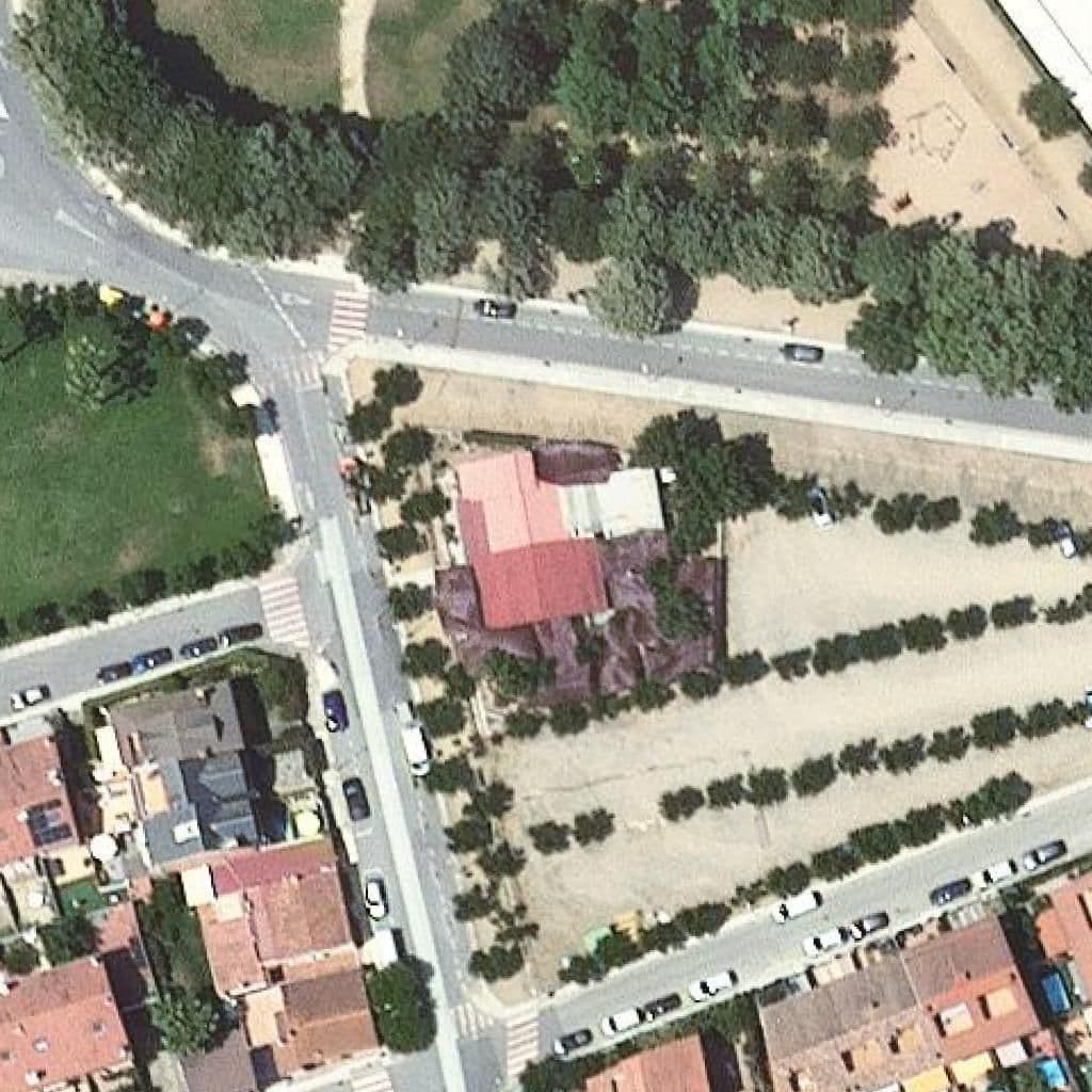 Вид згори на територію школи «Llar d'infants Municipal de Santa Susanna»