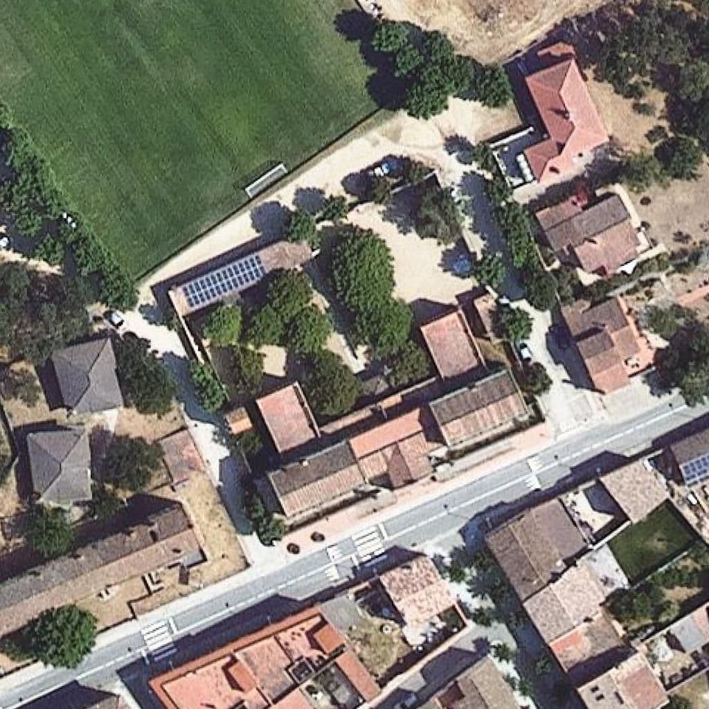 Aerial view of the grounds of Escola Lluís Marià Vidal