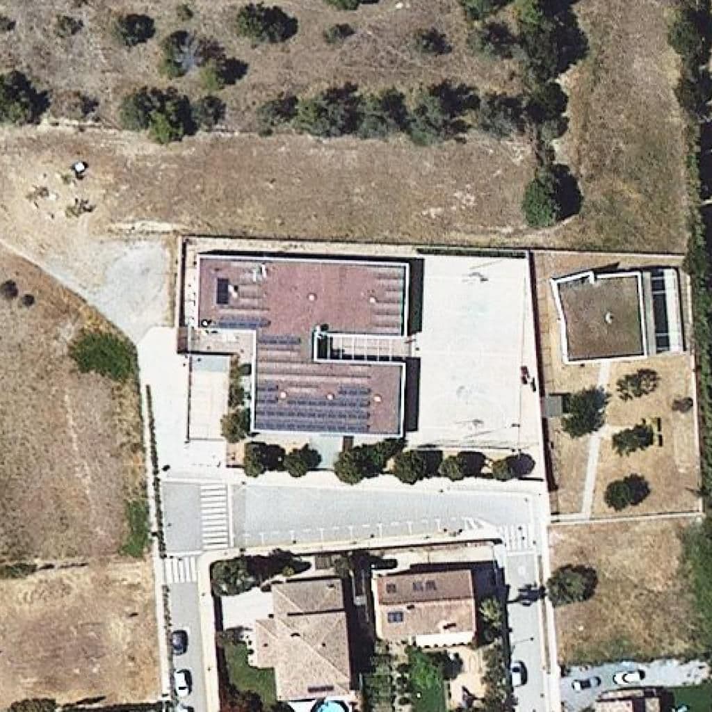 Aerial view of the grounds of Escola L'Estany - ZER Empordanet-Gavarres