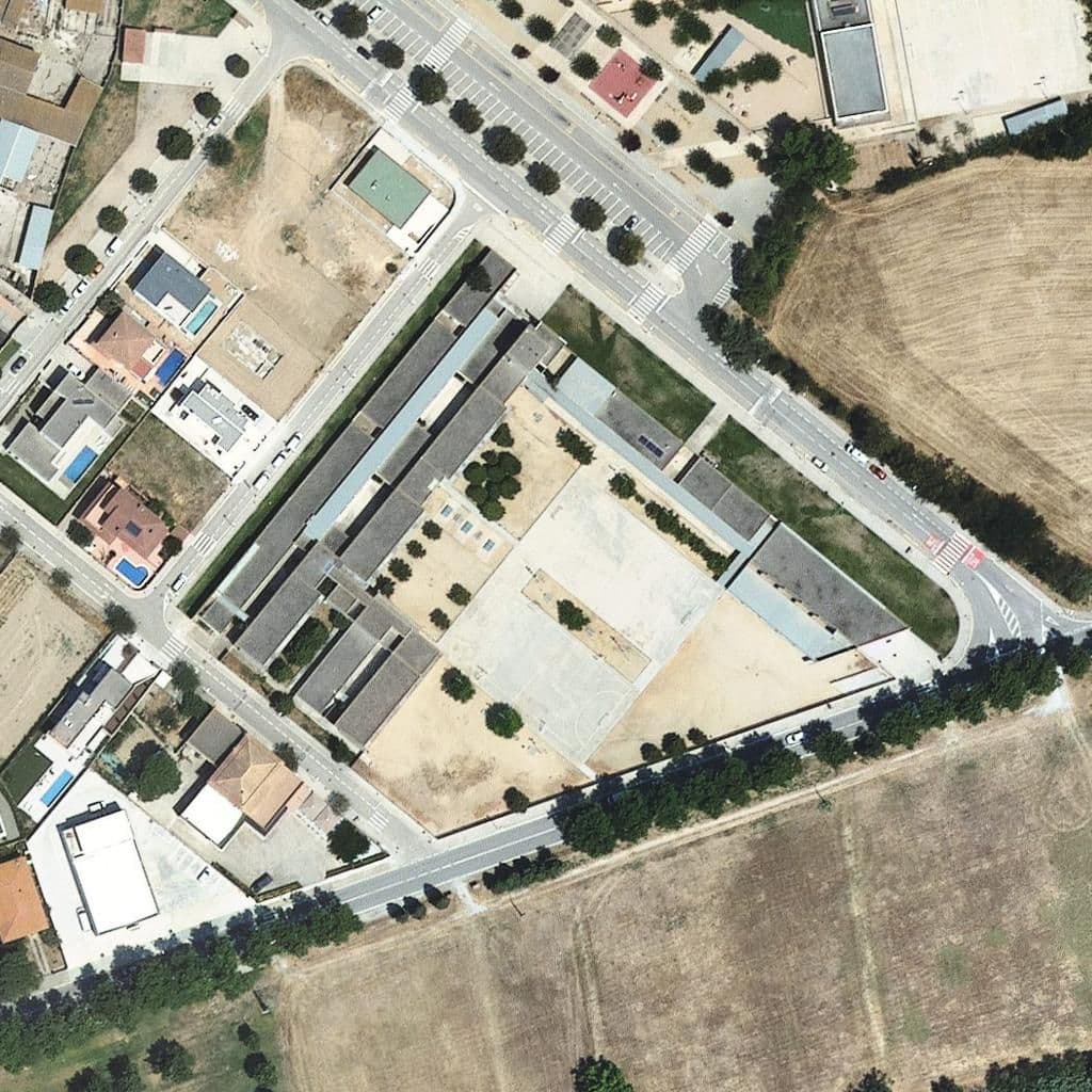 Aerial view of the grounds of Institut Castelló d'Empúries
