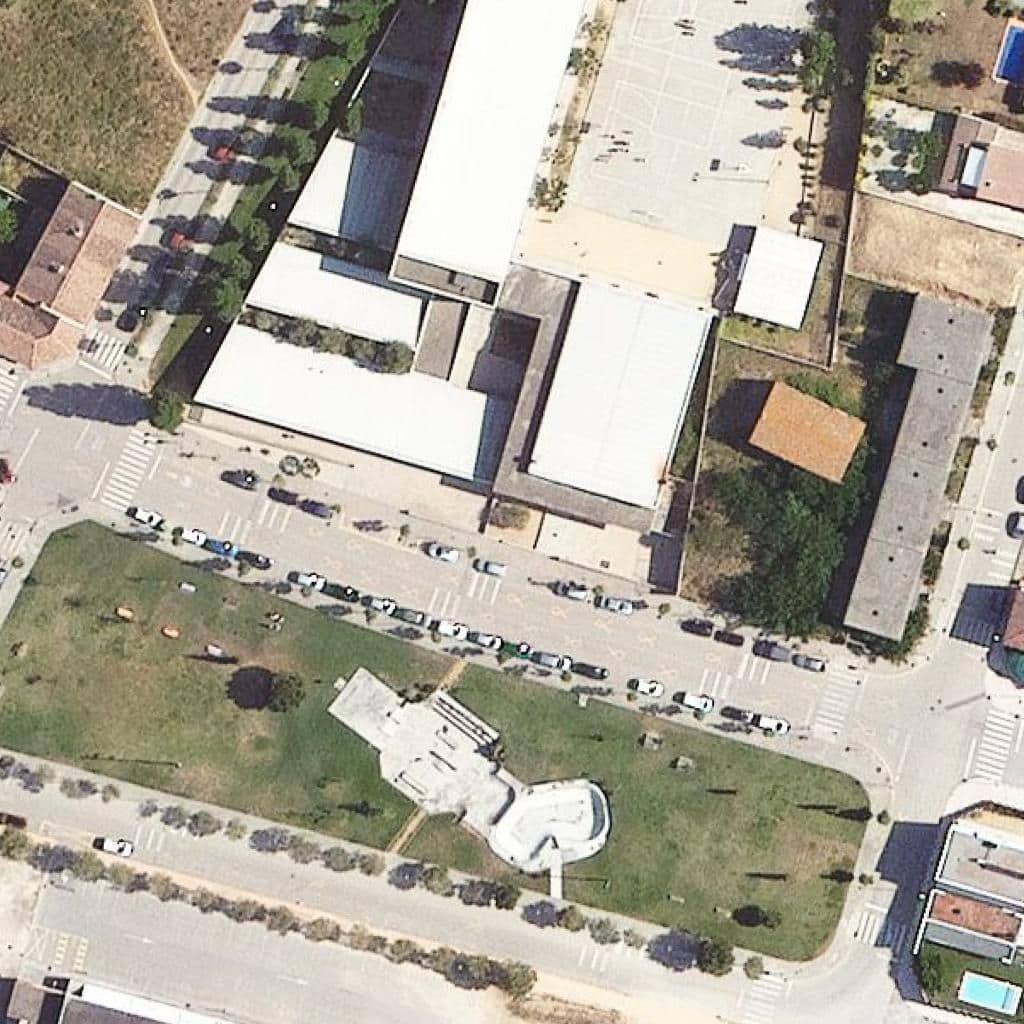 Aerial view of the grounds of Institut de Llagostera