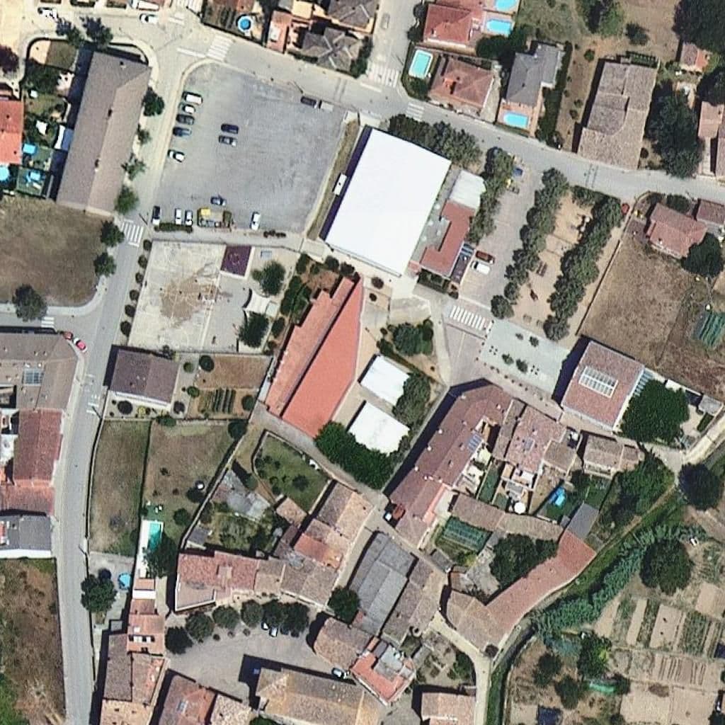 Вид згори на територію школи «Llar d'infants Municipal L'Arbreda»