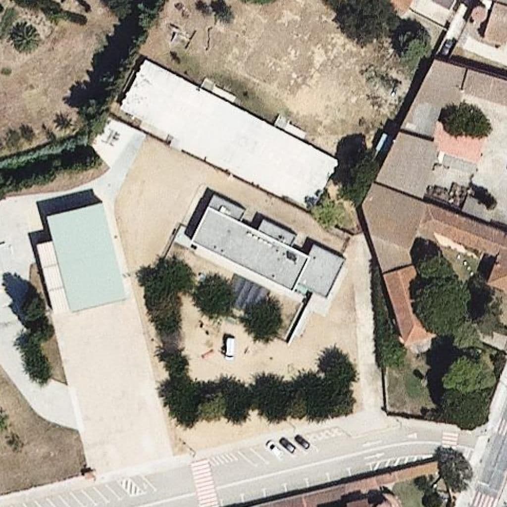 Aerial view of the grounds of Llar d'infants Municipal Passet a Passet