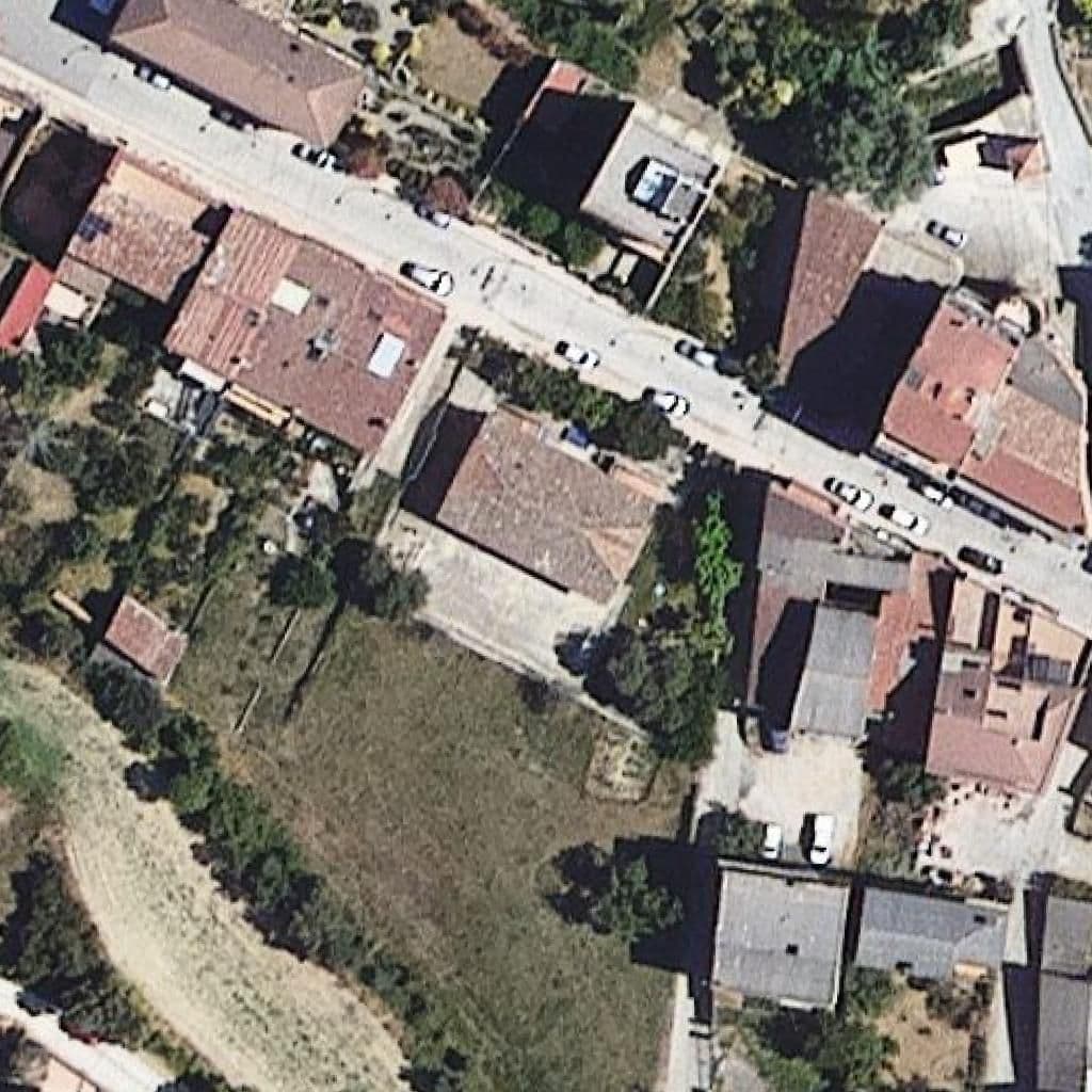 Вид згори на територію школи «Escola Andreu Farran - ZER Montsec»