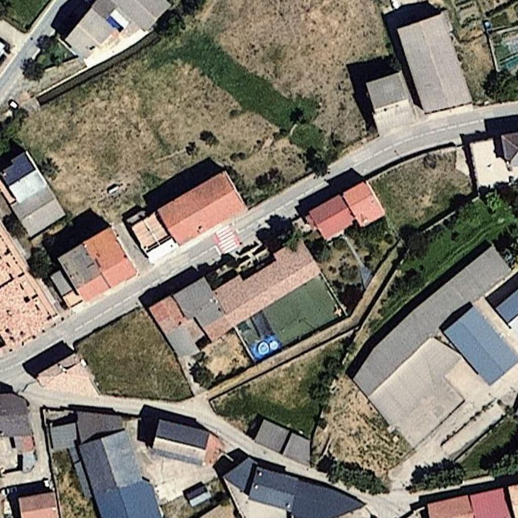 Вид згори на територію школи «Escola Sant Esteve - ZER Urgellet»