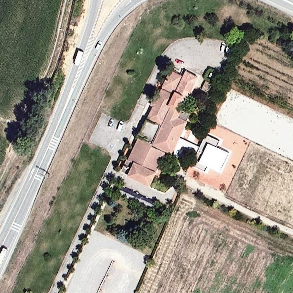 Вид згори на територію школи «Escola agrària de Vallfogona de Balaguer»