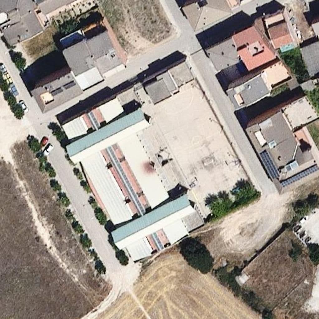 Вид згори на територію школи «Institut de Ponts»