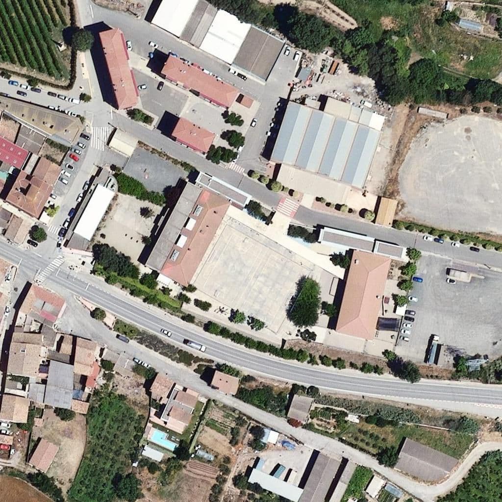 Aerial view of the grounds of Escola Bressol Municipal Les Llavoretes