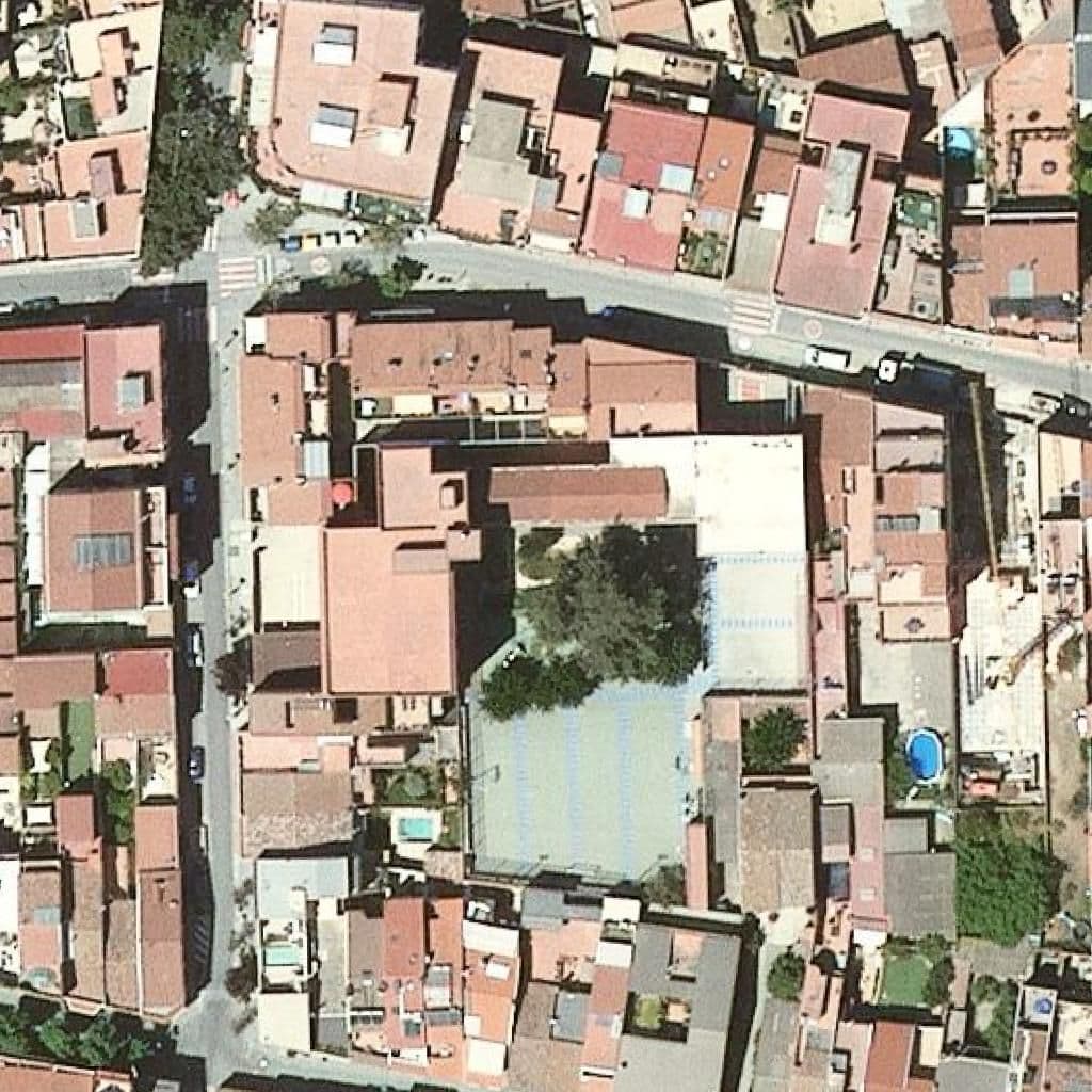 Aerial view of the grounds of Eb Privada Mar I Cel