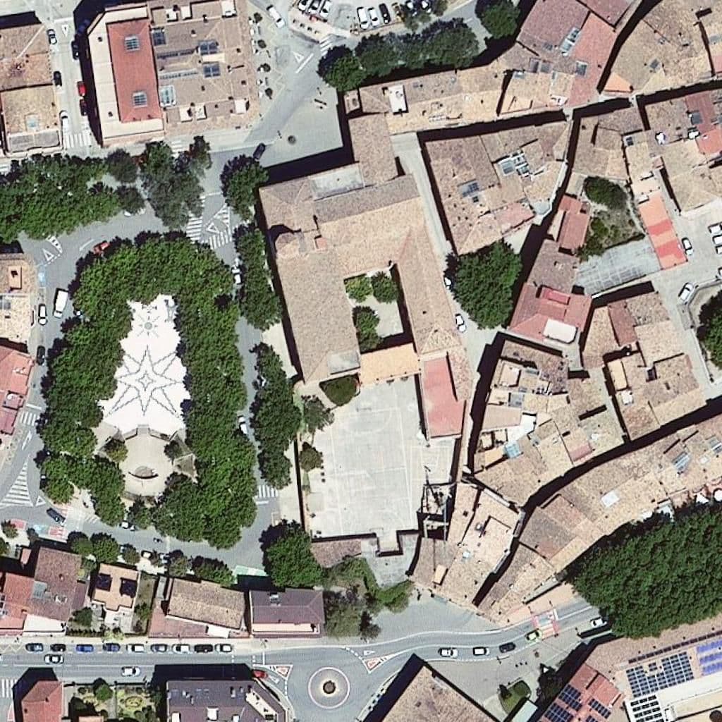 Aerial view of the grounds of Arrels I