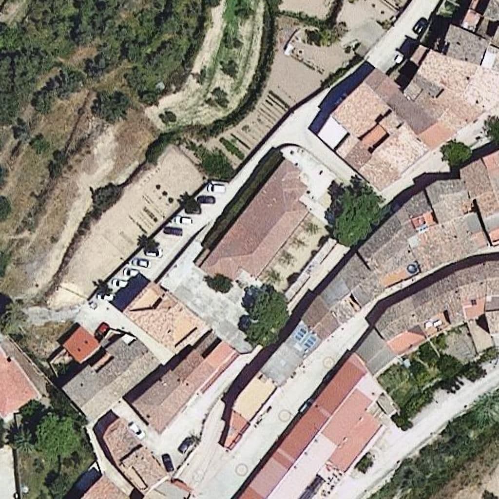 Aerial view of the grounds of Escola El Castell - ZER Montsant