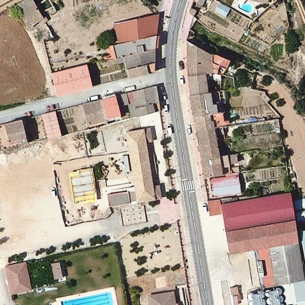 Вид згори на територію школи «Escola Sagrat Cor - ZER Conca de Barberà»