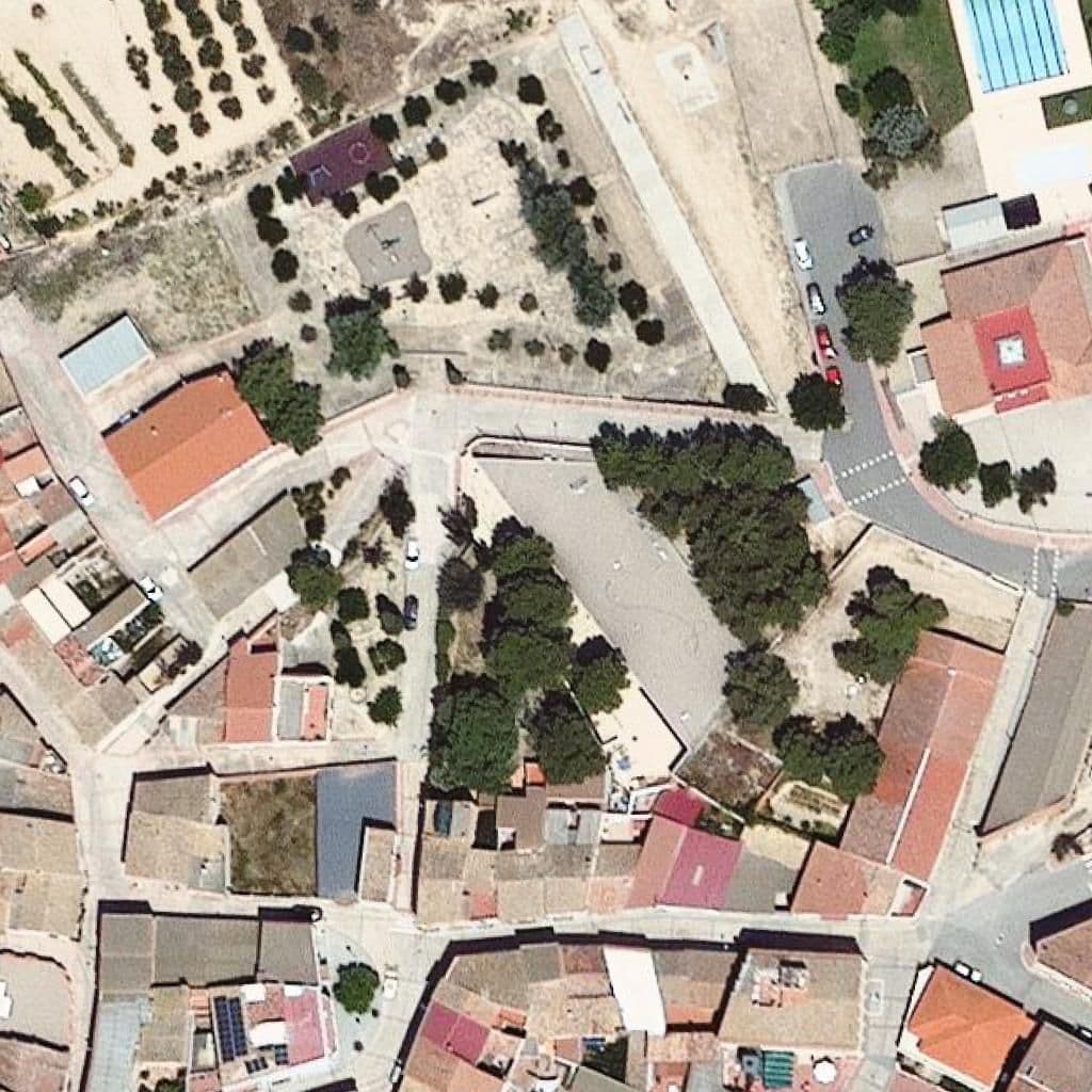 Aerial view of the grounds of Escola Les Eres - ZER Ribera d'Ebre Nord
