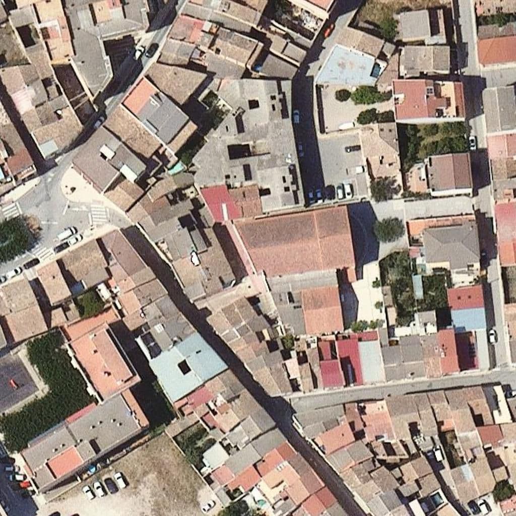 Aerial view of the grounds of EA Municipal d'Arts Plàstiques i Disseny Josep Casadó