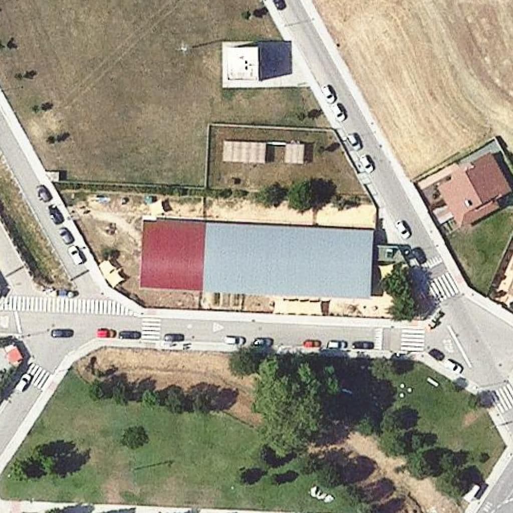 Aerial view of the grounds of Escola Bressol Petits Estels