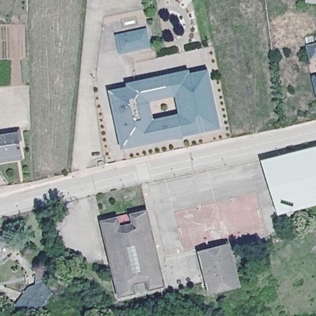 Aerial view of the grounds of CRA DE PÁRAMO DE SIL
