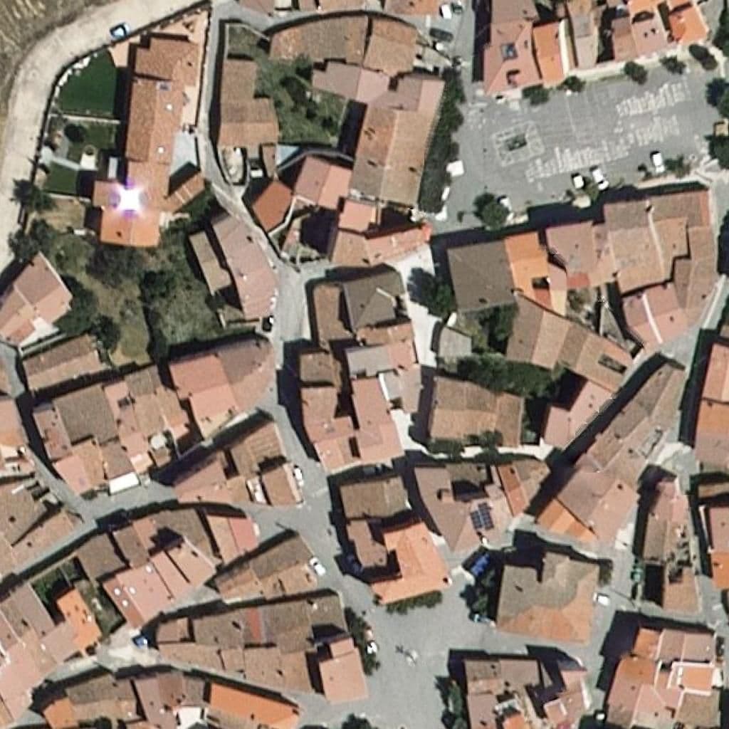 Aerial view of the grounds of CRA NAVAS DEL ALBERCHE