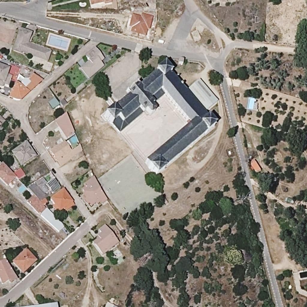 Aerial view of the grounds of ALTO ALAGÓN