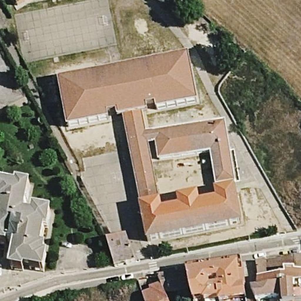 Вид згори на територію школи «LA CASITA»